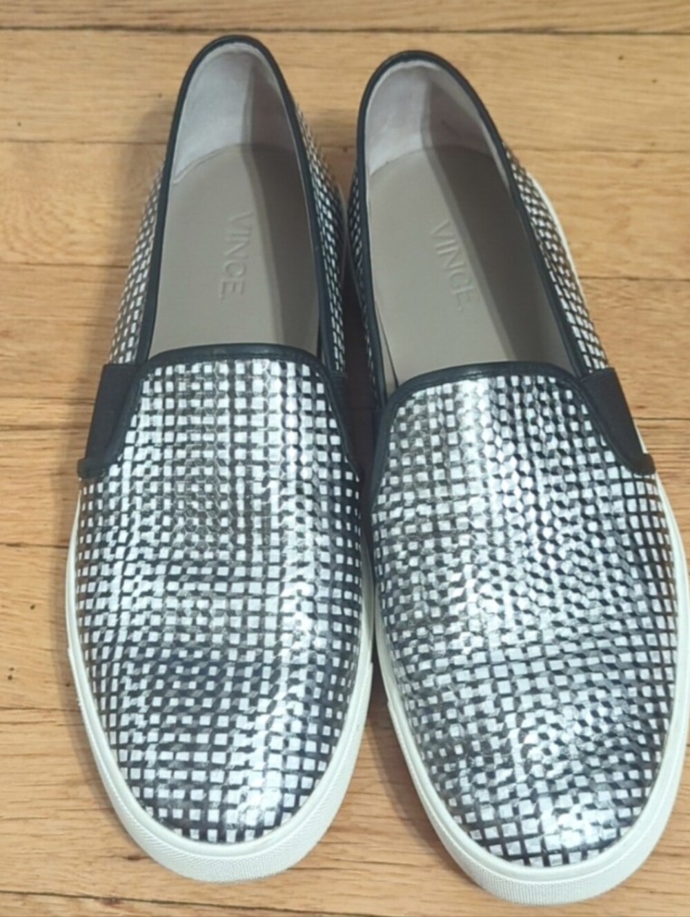 Vince Blair Black Check Printed Leather Sneakers Slip On Casual Size 8.5(38.5)